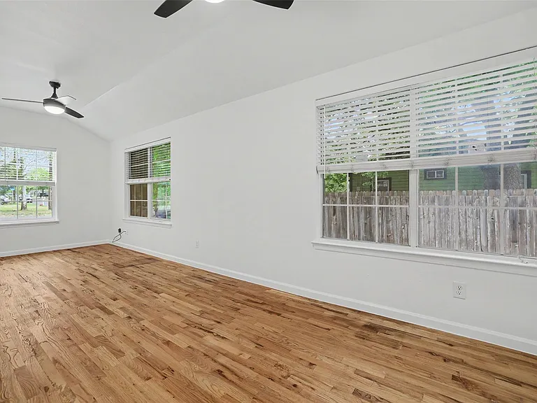 6307 Chesterfield Ave — Photo 6