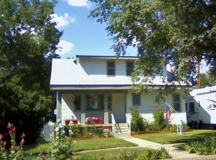 516 Cedar St, Douglas, WY 82633