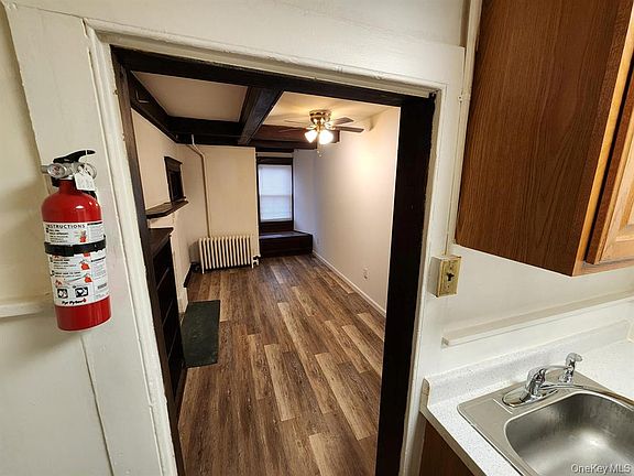 3rd image of 37 Jennings Ave APT 2