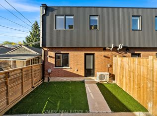 86 Argyle St, Toronto, ON M6J 1N9