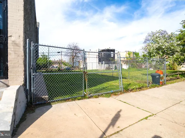 2629 W Gordon St, Philadelphia, PA 19132