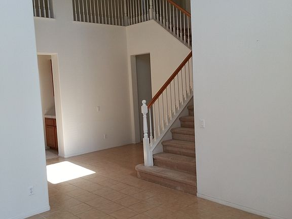 5th image of 36852 Maxmillian Ave