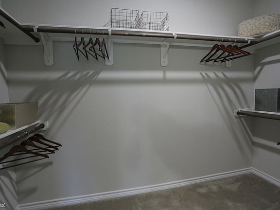 the-abbey-at-dominion-crossing-san-antonio-tx-walk-in-closet