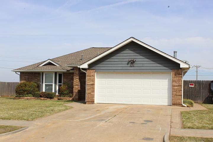 1st image of 505 SW 149th Pl