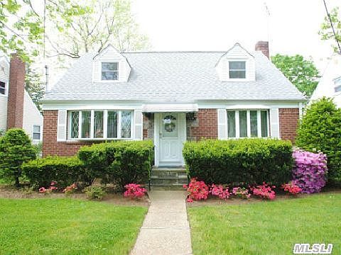 2nd image of 179 Marcus Ave