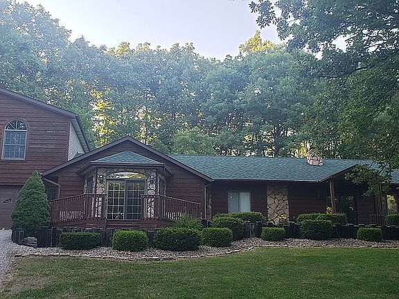 5th image of 57998 Lance Ln
