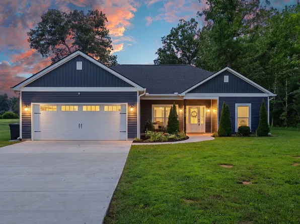 1502 Woosley Rd, Tullahoma, TN 37388