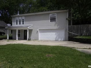 124 Kerfoot St, East Peoria, IL 61611