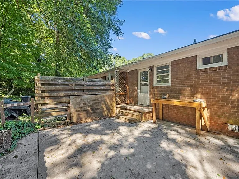 190 Opal Dr — Photo 18