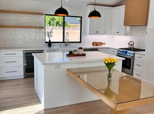 15531 Superior St, North Hills, CA 91343