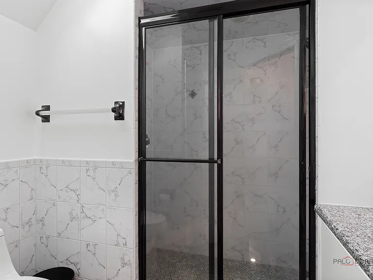 14 Pentwater Dr — Photo 23