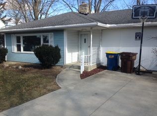 902 N Jefferson St, Ossian, IN 46777