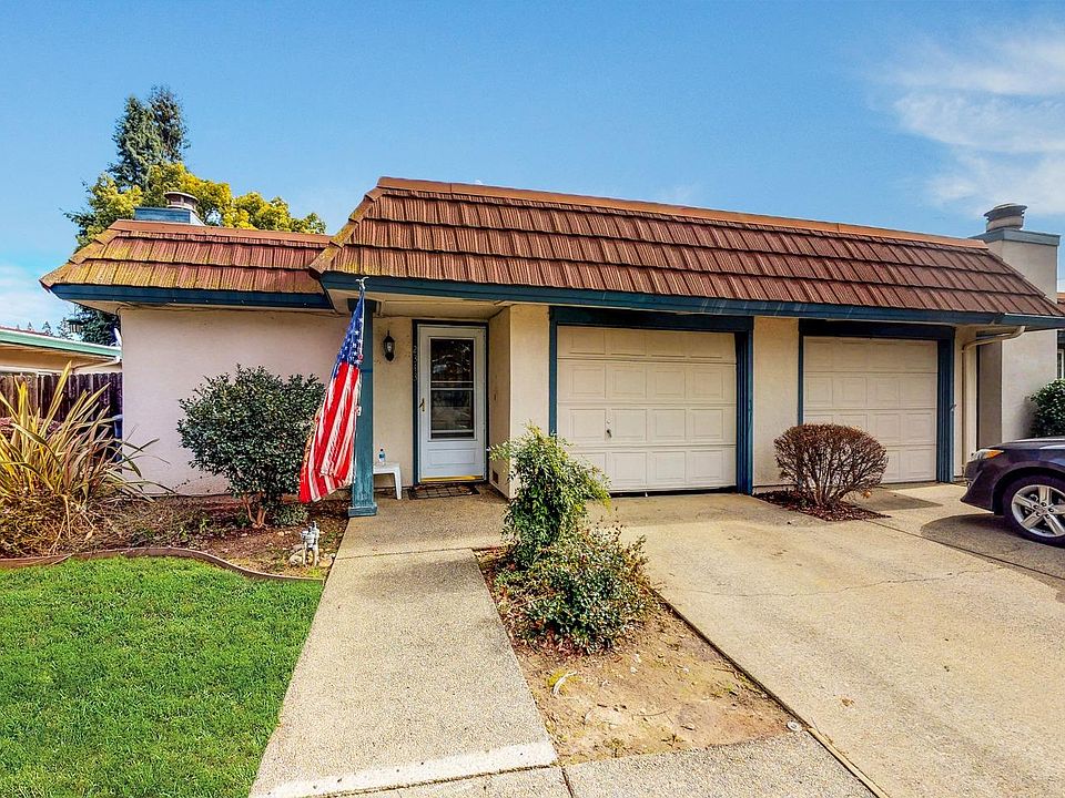 1st image of 2343 Bridlewood Dr