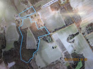 1 Boykin Bridge Rd #1, Roseboro, NC 28382