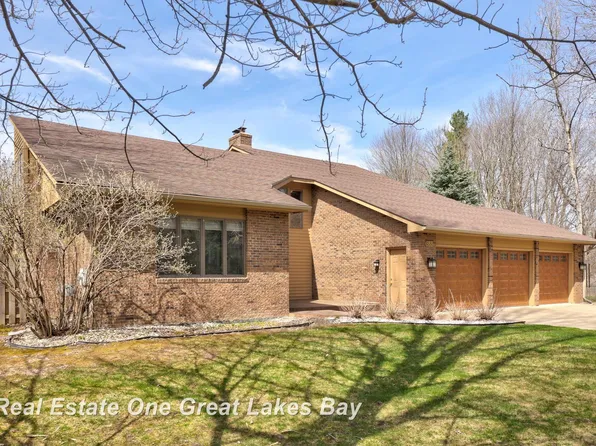 855 Sue Ct, Saginaw, MI 48609