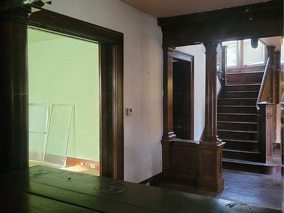 2nd image of 1206 Superior Ave