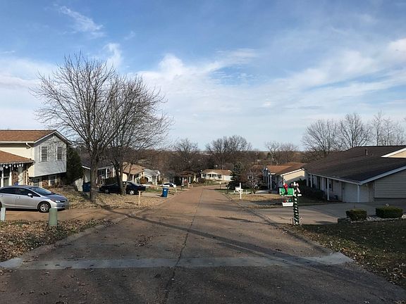 4th image of 5011 Country Ridge Dr