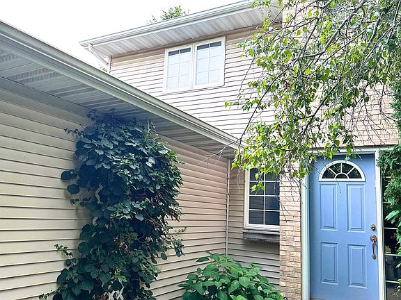 3rd image of 722 N Gammon Rd #724-N