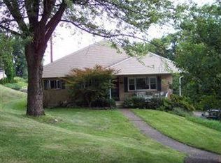 215 Kilvington Dr, Pittsburgh, PA 15235