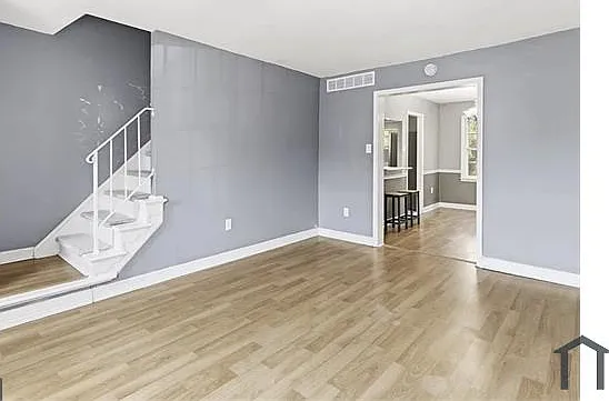 4 bed, $3,000 — Photo 3