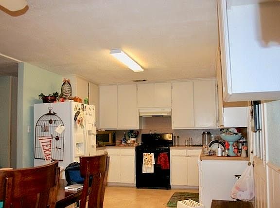 5th image of 610 Walnut St