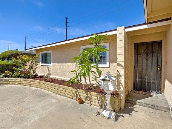 5th image of 8589 San Romolo Way