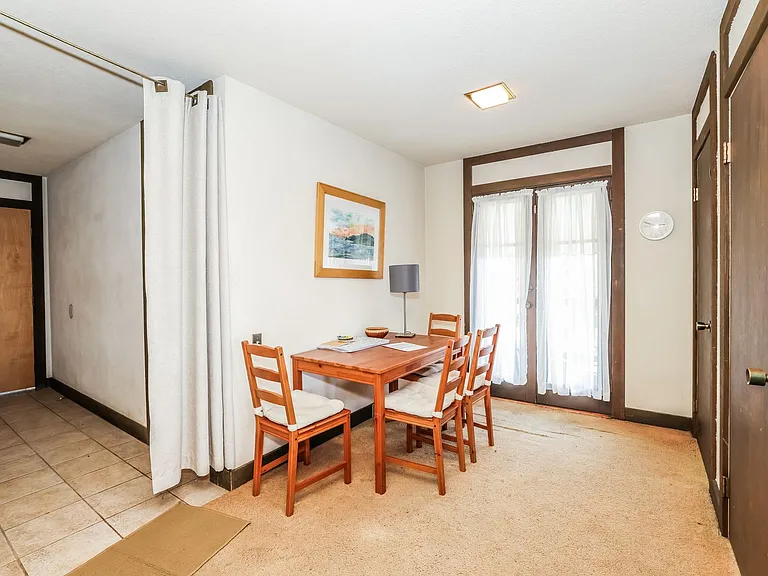 1021 Keith Ave — Photo 11