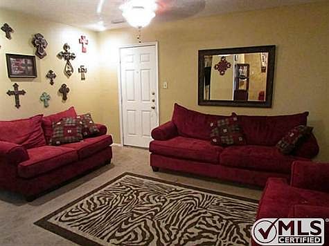 4th image of 612 Black Hills Dr
