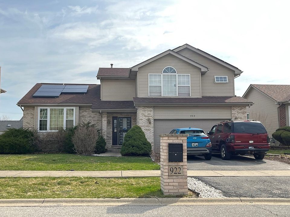 1st image of 922 Laura Ln