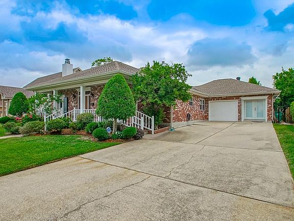 3rd image of 725 Marlene Dr
