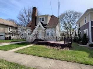 907 S Grinnell St, Jackson, MI 49203