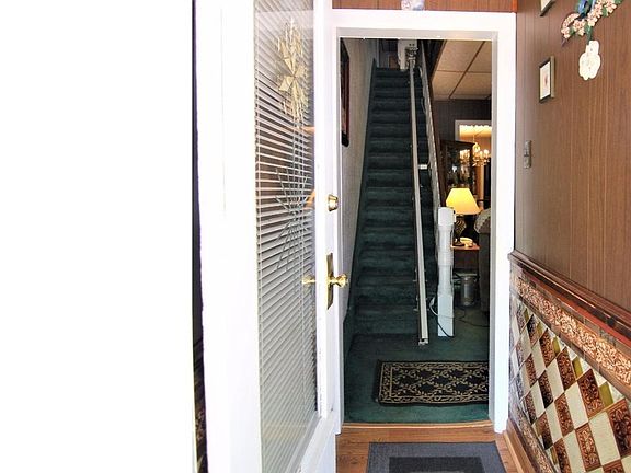 3rd image of 1920 E Moyamensing Ave