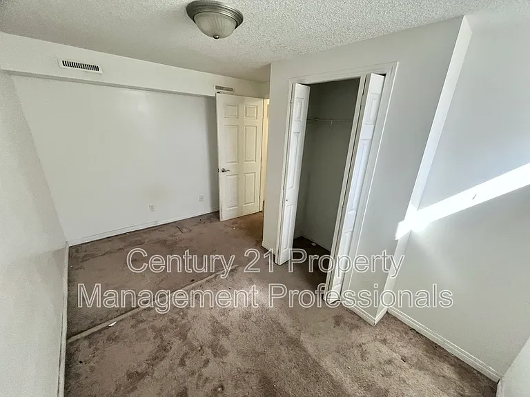 69th St NW #12915 — Photo 7