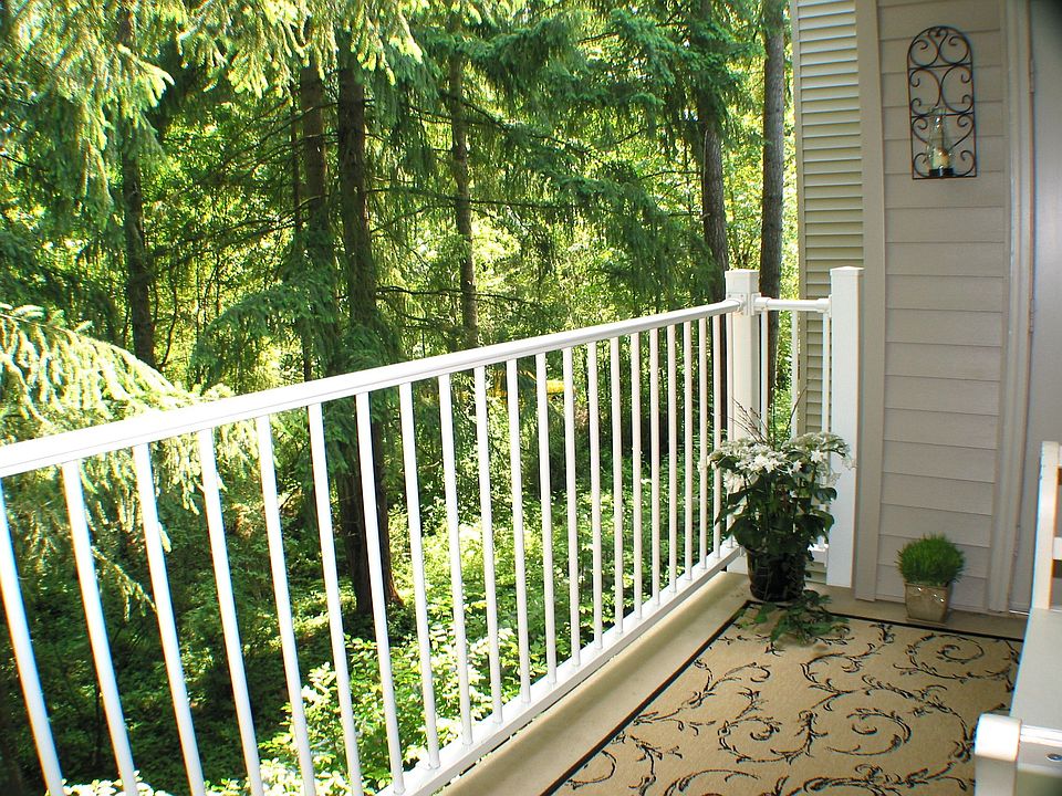 Private deck on green belt