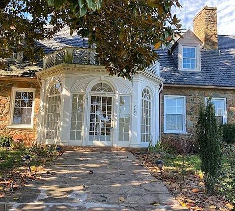 2nd image of 7296 Fenton Farm Ln