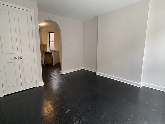 Rented by Tourma Realty LLC | media 31