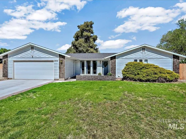 8978 Austin St, Garden City, ID 83714