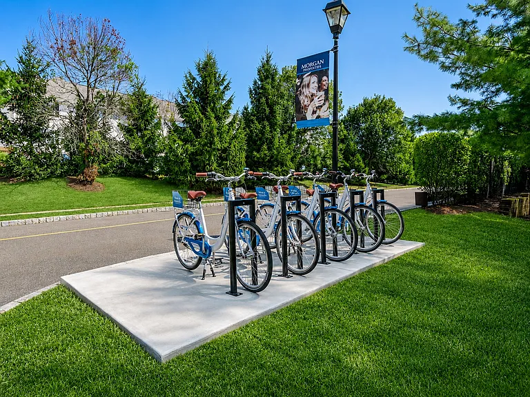 Mews at Annandale Townhomes — Photo 26