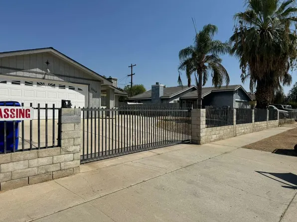 8524 Haupt Ave, Bakersfield, CA 93306