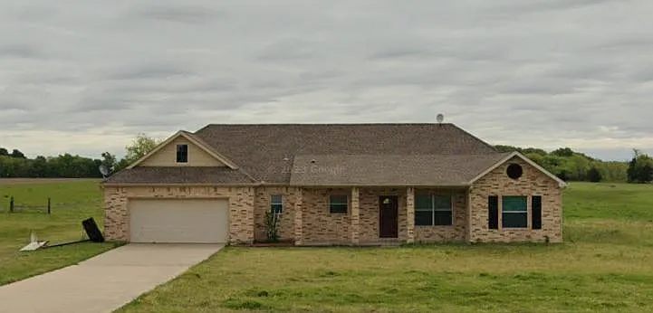 9730 FM 2931 — Photo 1