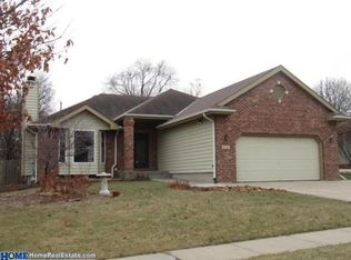5421 Stockwell St, Lincoln, NE 68506