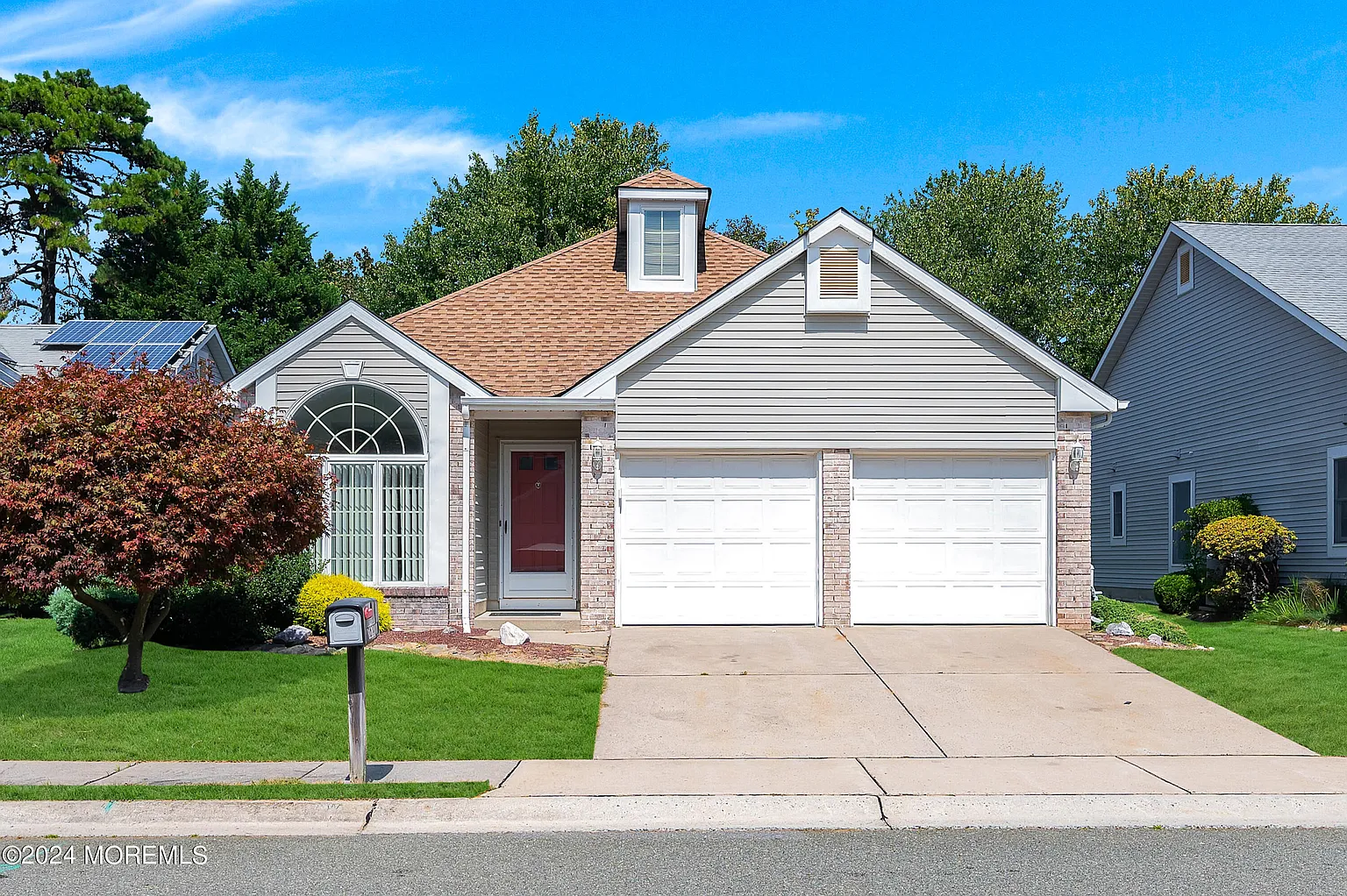 1614 Crimson Road photo 1