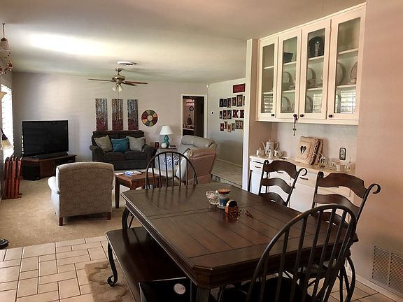 5th image of 2206 Whitney Dr