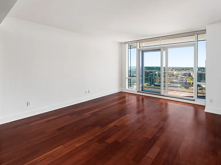 1 Broad St #27E — Photo 13