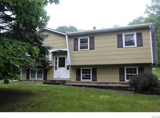 48 Hunt Dr, Florida, NY 10921