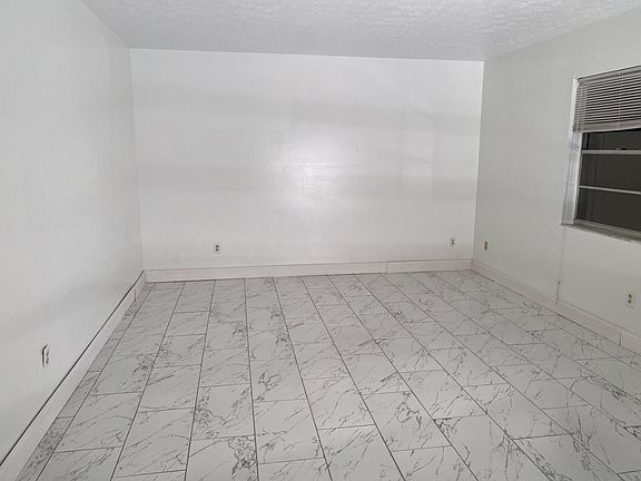 5th image of 5305 Serena Dr