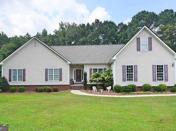 2204 Happy Hollow Ct SE, Conyers, GA 30094