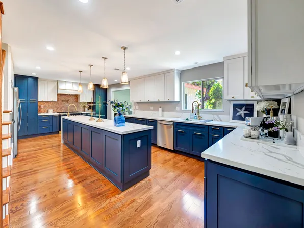 4446 Saltillo St, Woodland Hills, CA 91364
