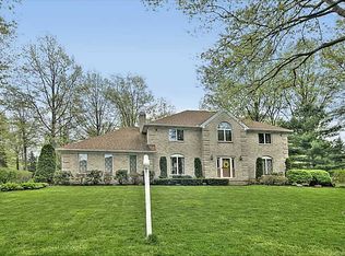 6371 Lindenfield Dr, Erie, PA 16505