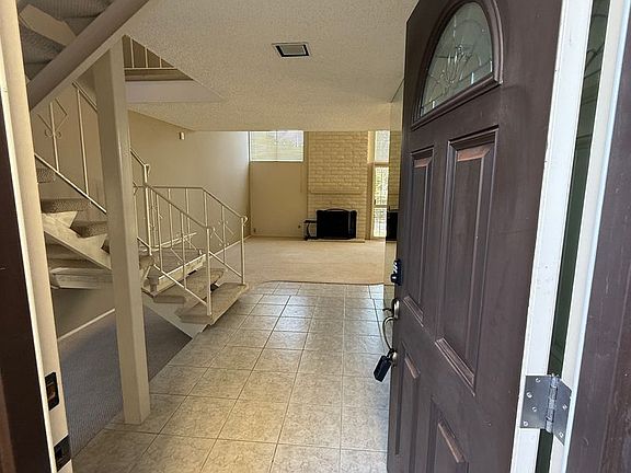 4th image of 4583 Foxenwood Ln